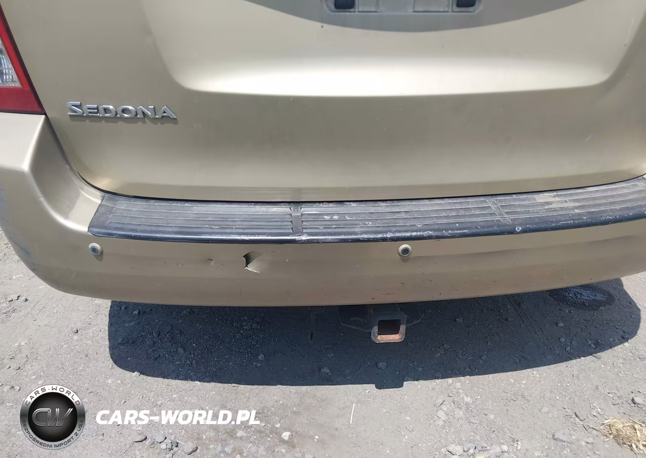 2011 Kia Sedona Lx VIN:KNDMG4C75B6398075 - 13