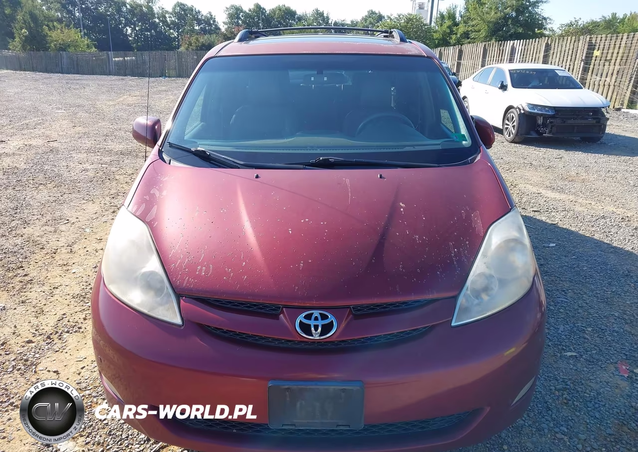 2010 Toyota Sienna Xle VIN:5TDYK4CC4AS323914 - 12