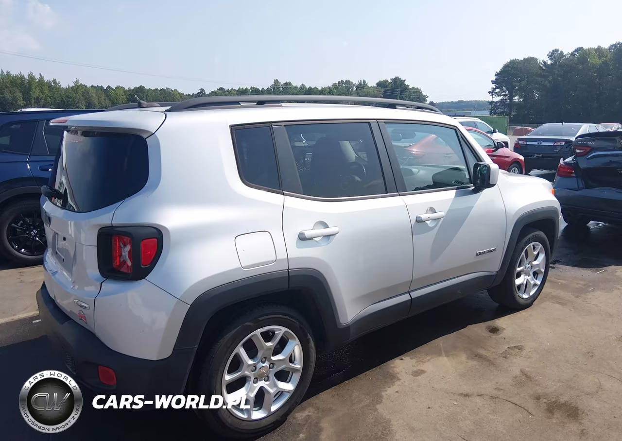 2016 Jeep Renegade Latitude VIN:ZACCJABT6GPC47437 - 4