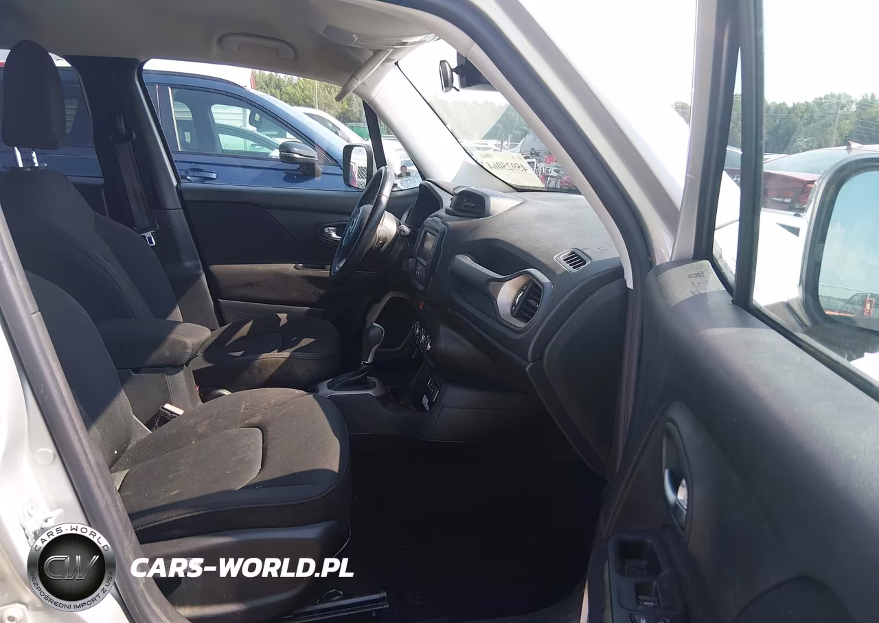 2016 Jeep Renegade Latitude VIN:ZACCJABT6GPC47437 - 5