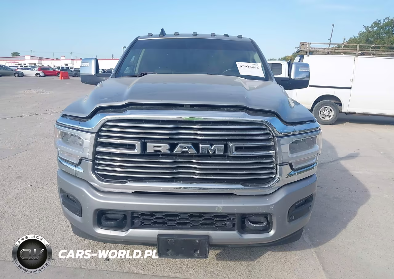 2024 Ram 3500 Laramie 4X4 8' Box VIN:3C63RRJL7RG328175 - 13