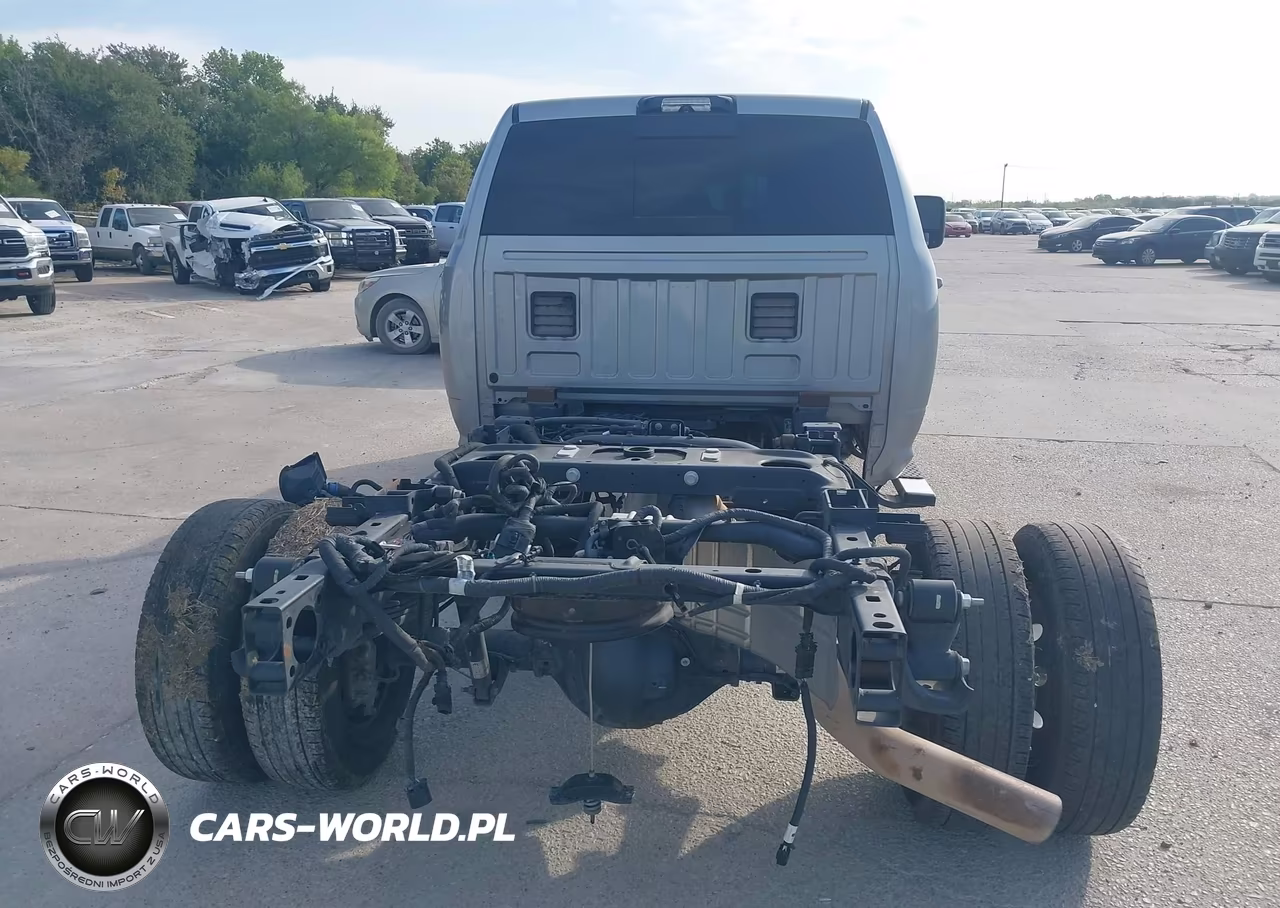 2024 Ram 3500 Laramie 4X4 8' Box VIN:3C63RRJL7RG328175 - 16