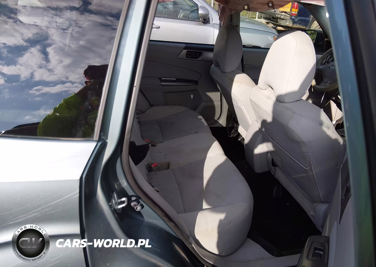 2012 Subaru Forester 2.5X VIN:JF2SHABC8CH411300 - 8