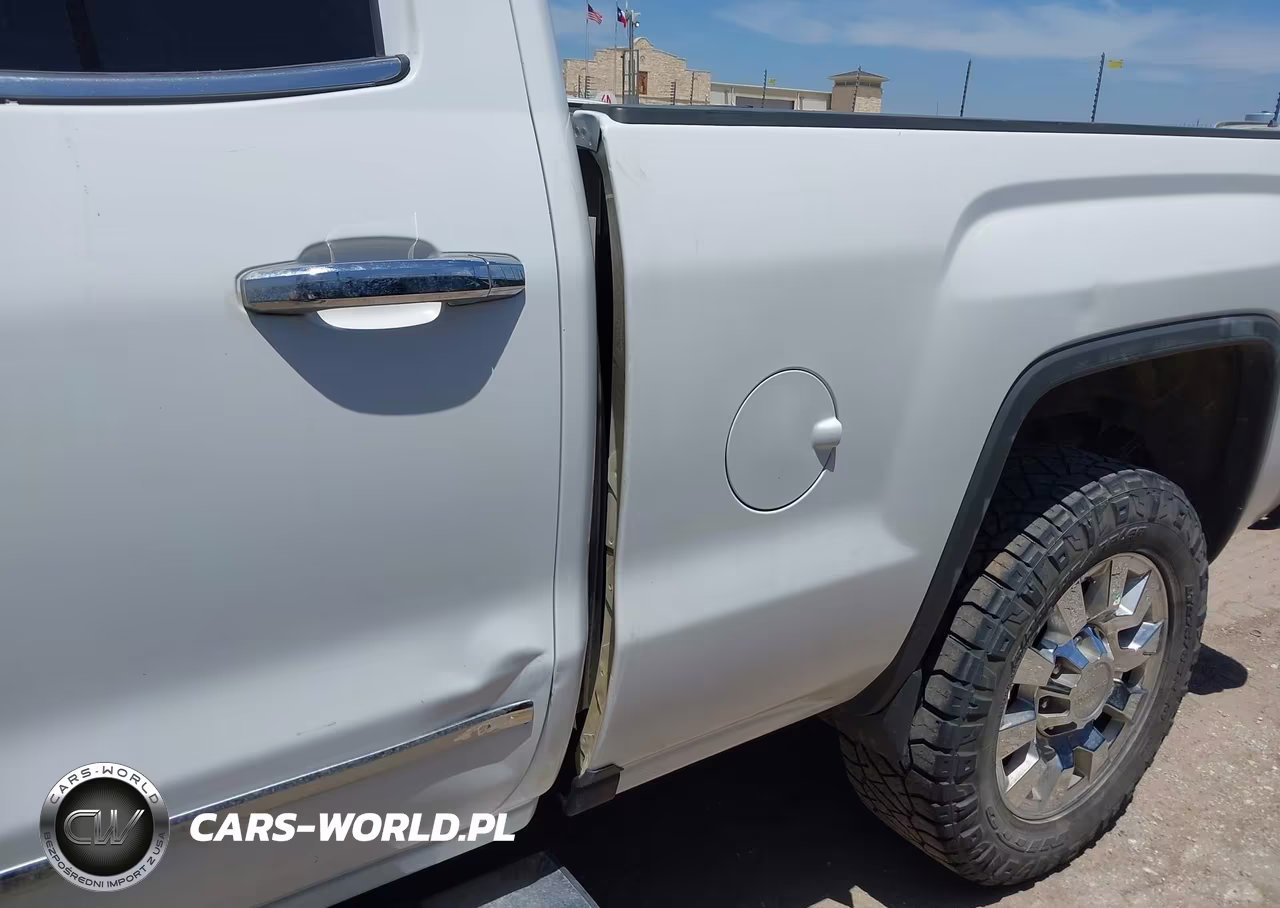 2018 GMC Sierra K2500 Denali VIN:1GT12UEY3JF251808 - 18