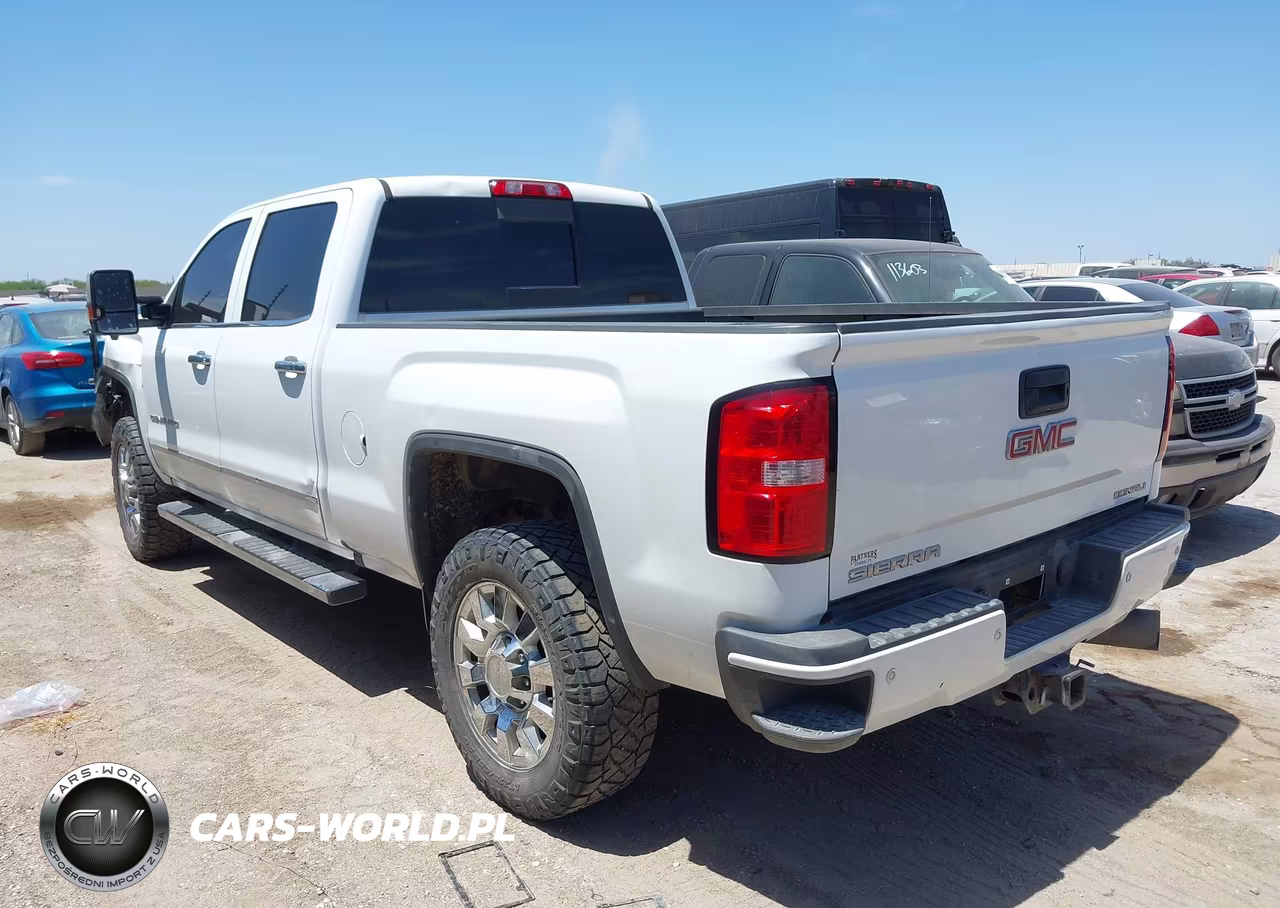 2018 GMC Sierra K2500 Denali VIN:1GT12UEY3JF251808 - 3
