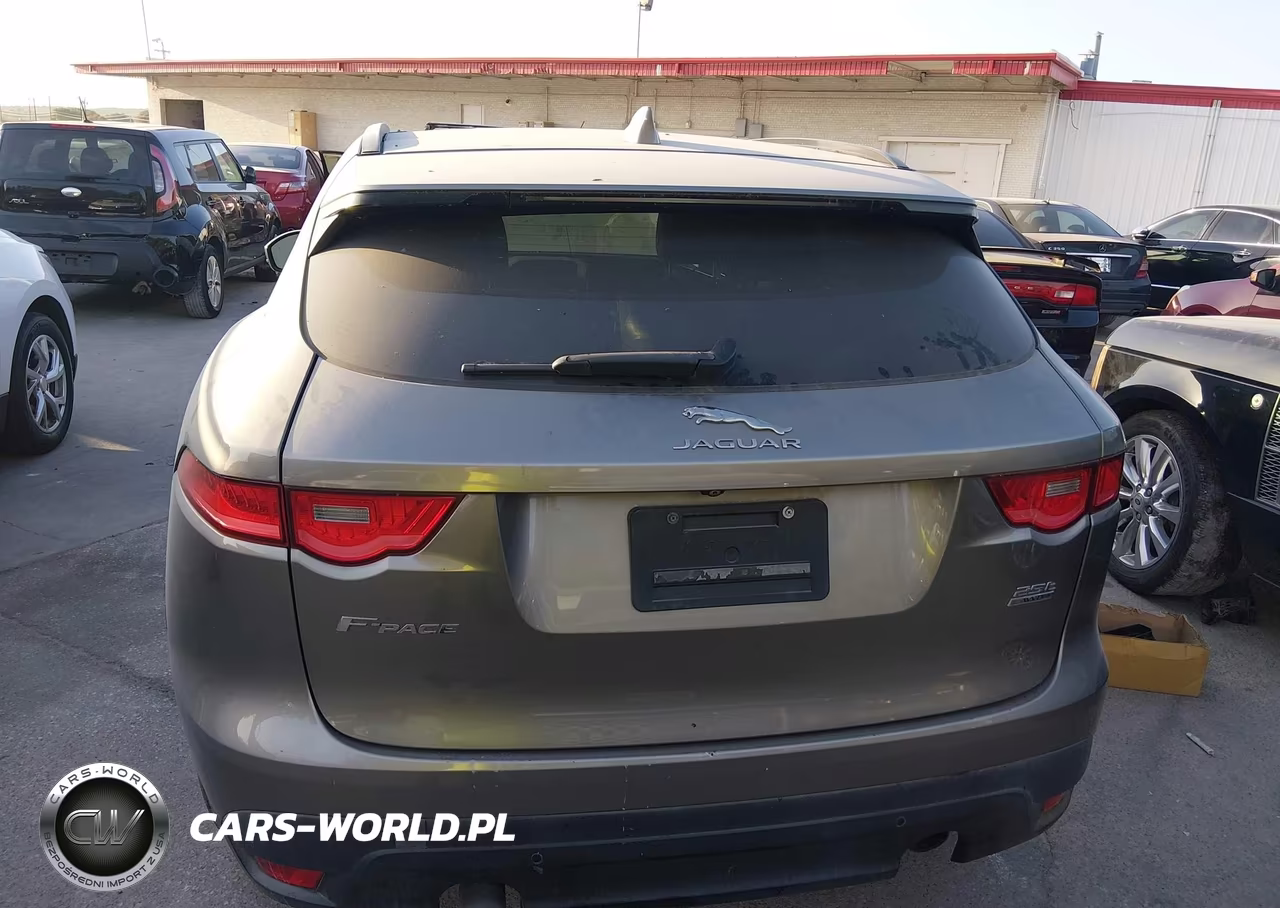2019 Jaguar F-Pace 25T Premium VIN:SADCJ2FX8KA369300 - 17