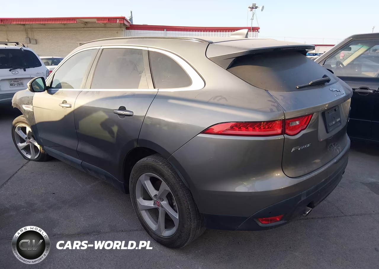 2019 Jaguar F-Pace 25T Premium VIN:SADCJ2FX8KA369300 - 3