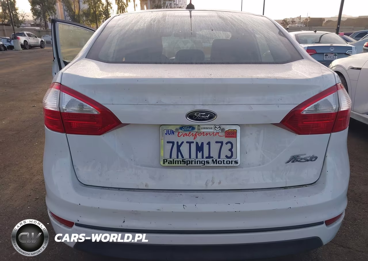 2015 Ford Fiesta S VIN:3FADP4AJ7FM198471 - 13
