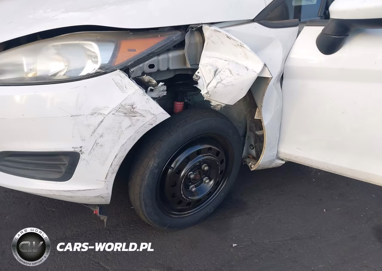 2015 Ford Fiesta S VIN:3FADP4AJ7FM198471 - 6