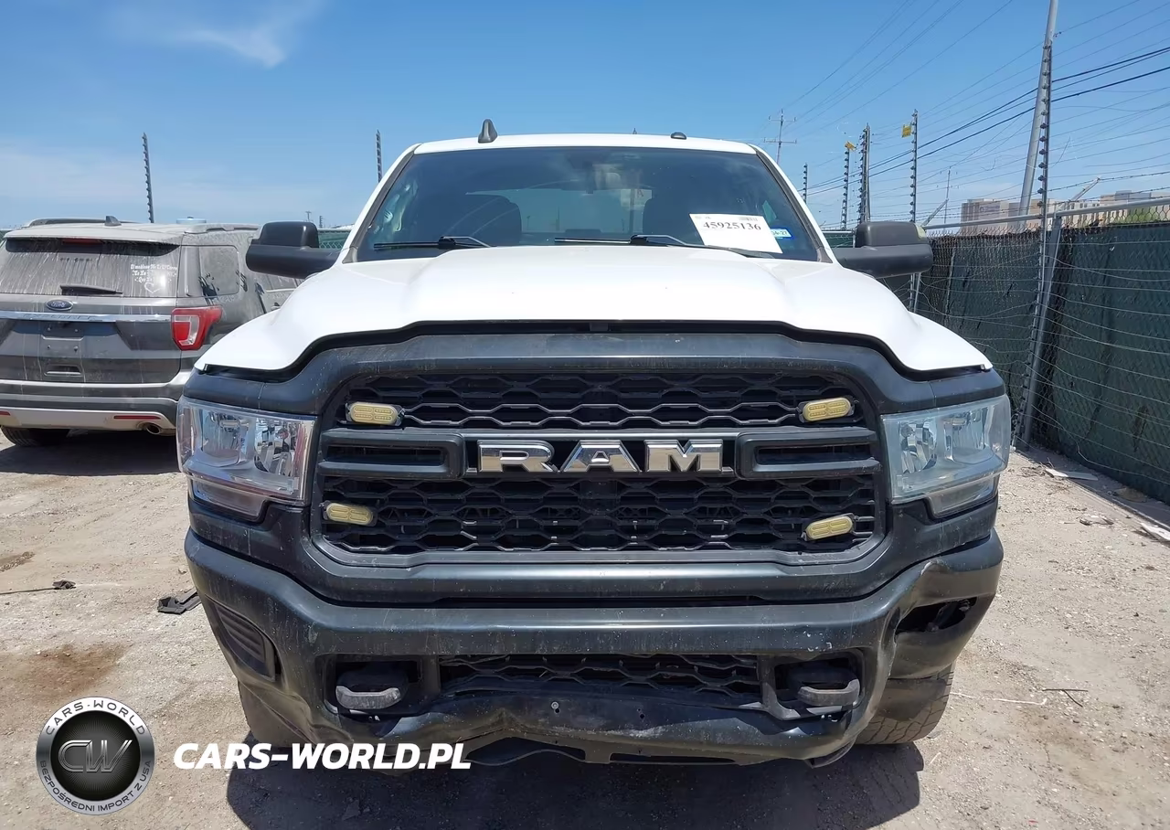 2021 Ram 2500 Tradesman VIN:3C6UR5HL0MG645369 - 12