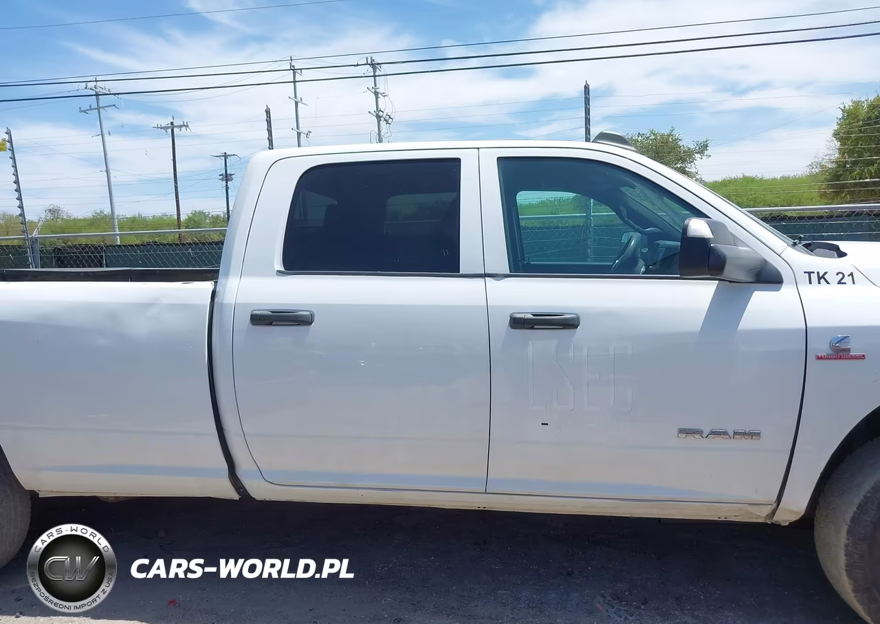2021 Ram 2500 Tradesman VIN:3C6UR5HL0MG645369 - 13