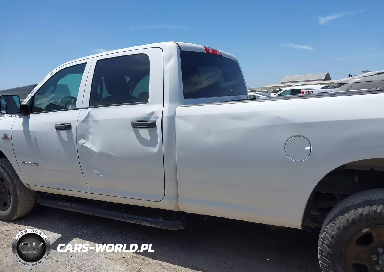 2021 Ram 2500 Tradesman VIN:3C6UR5HL0MG645369 - 14