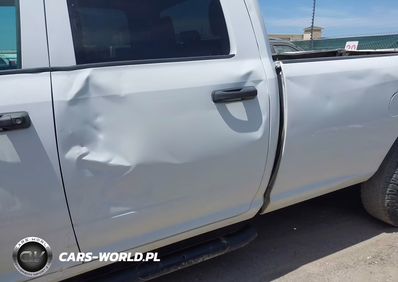 2021 Ram 2500 Tradesman VIN:3C6UR5HL0MG645369 - 17