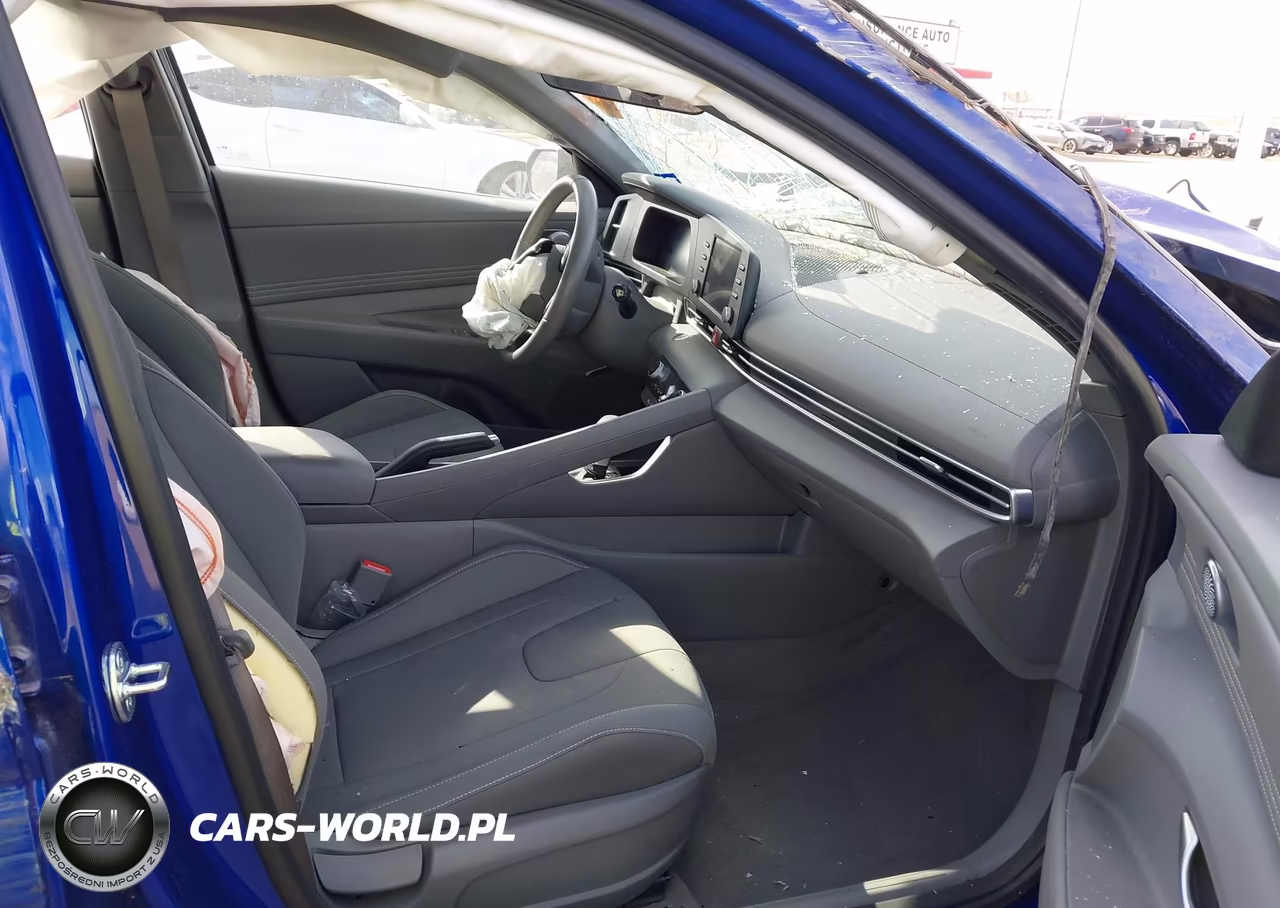 2025 Hyundai Elantra Sel Sport VIN:KMHLM4DG9SU059149 - 5