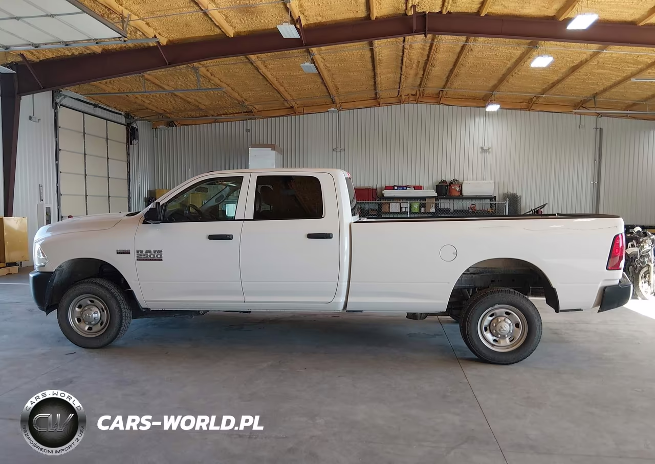 2018 Ram 2500 Tradesman 4X4 8' Box VIN:3C6TR5HT4JG363629 - 19