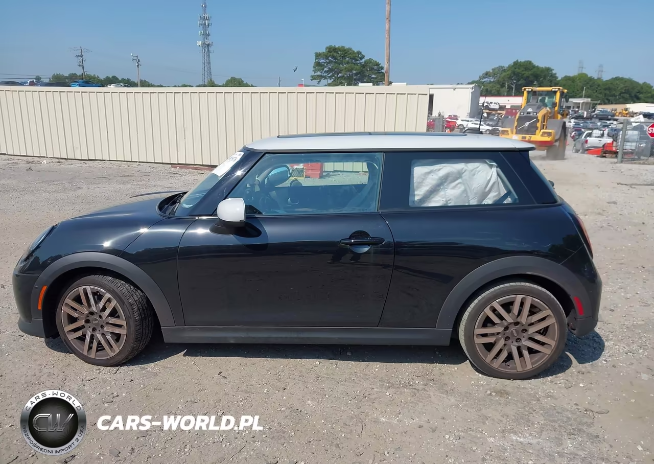 2025 Mini Hardtop Cooper VIN:WMW13GD09S2W33583 - 14