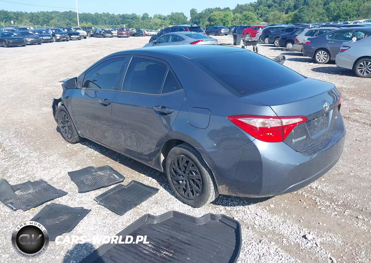 2019 Toyota Corolla Le VIN:2T1BURHE9KC165734 - 3