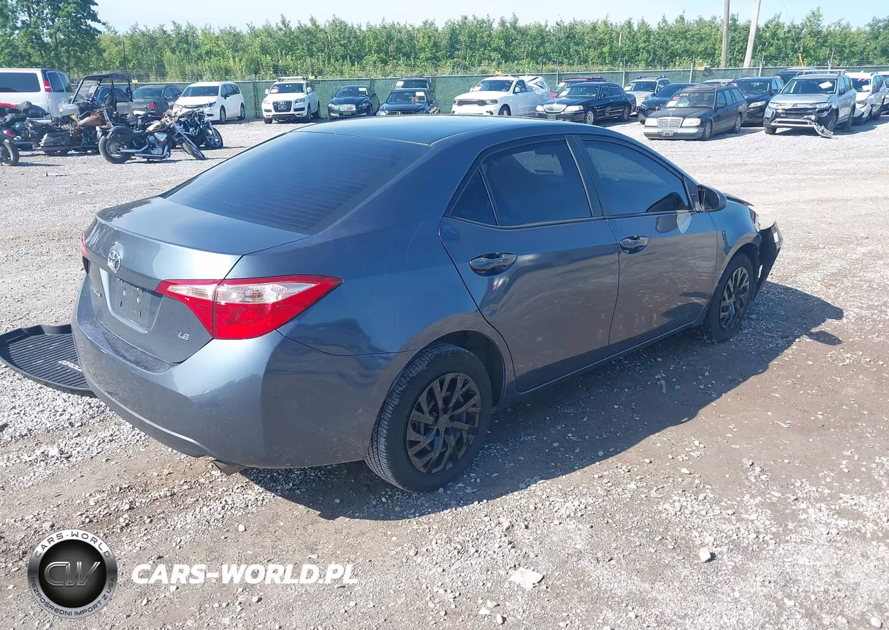 2019 Toyota Corolla Le VIN:2T1BURHE9KC165734 - 4