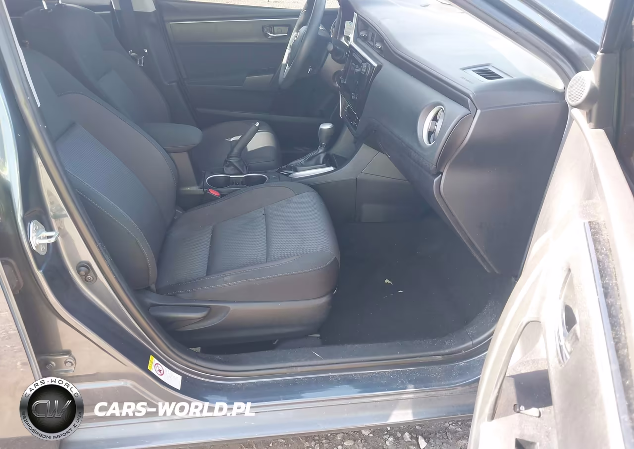 2019 Toyota Corolla Le VIN:2T1BURHE9KC165734 - 5