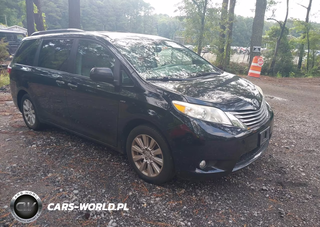 2017 Toyota Sienna Xle 7 Passenger – zdjęcie 1 z 12