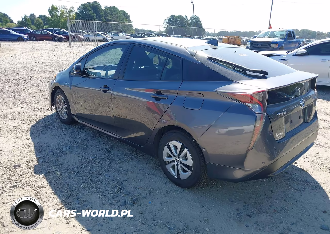 2018 Toyota Prius Four VIN:JTDKARFU8J3057423 - 3
