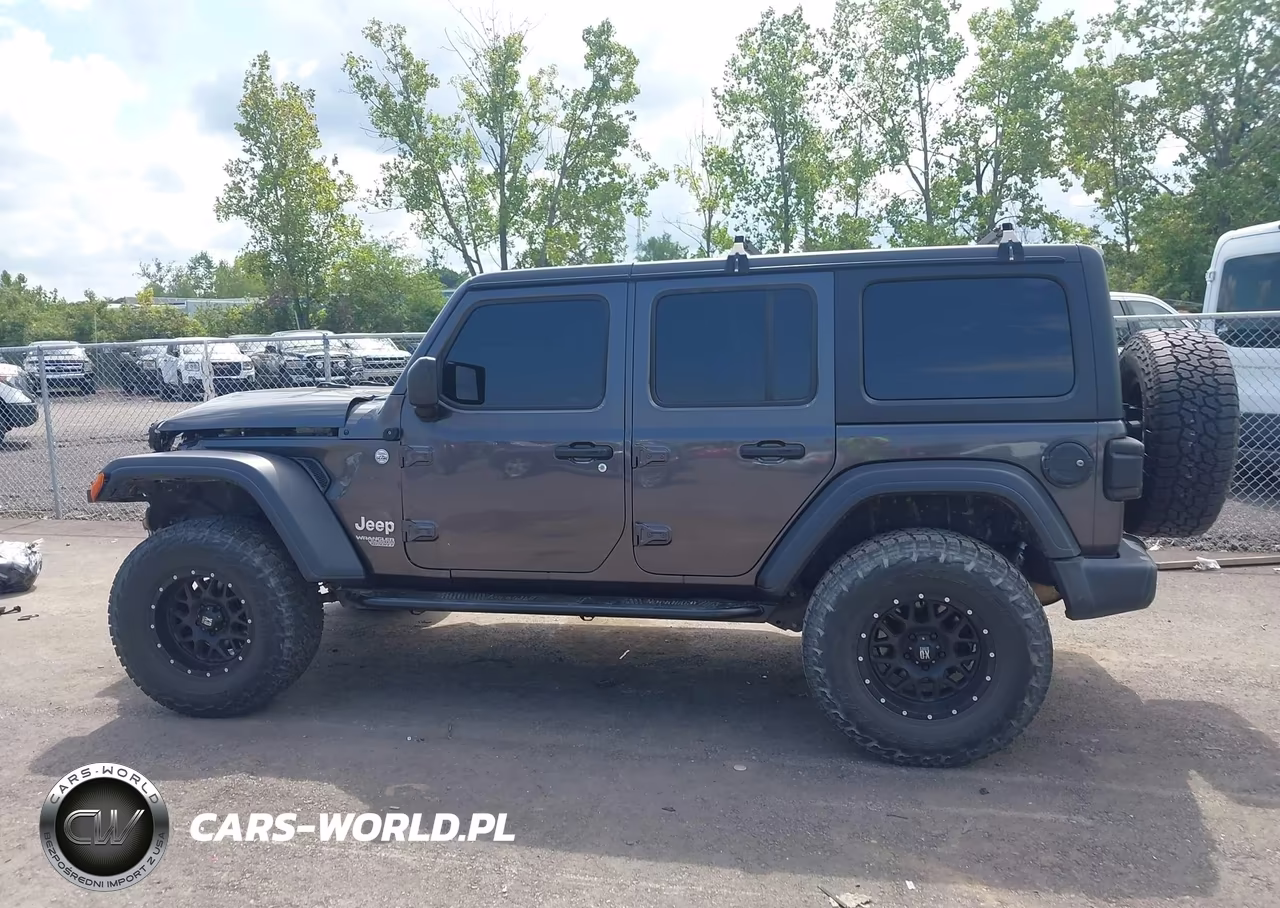2018 Jeep Wrangler Unlimited Sport S 4X4 VIN:1C4HJXDG1JW127063 - 14