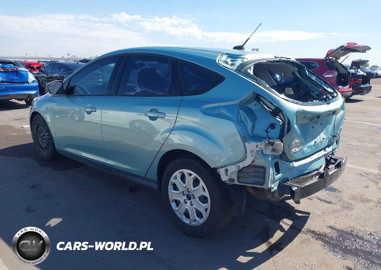 2012 Ford Focus Se VIN:1FAHP3K20CL423216 - 3