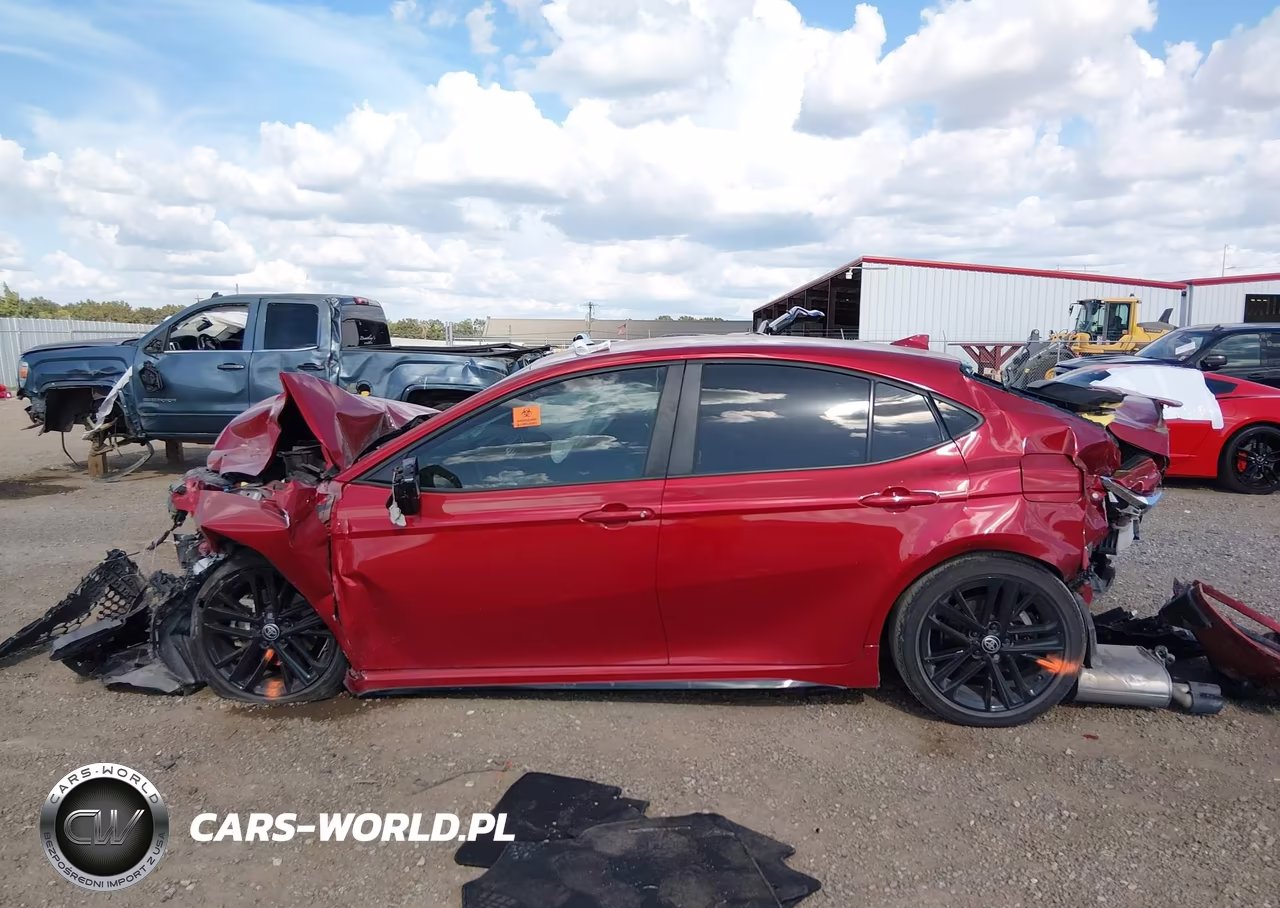 2025 Toyota Camry Se VIN:4T1DAACK6SU110995 - 15