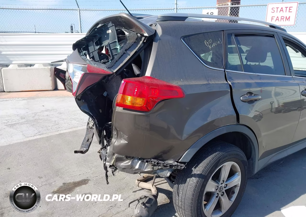 2015 Toyota Rav4 Xle VIN:2T3RFREV4FW267628 - 14