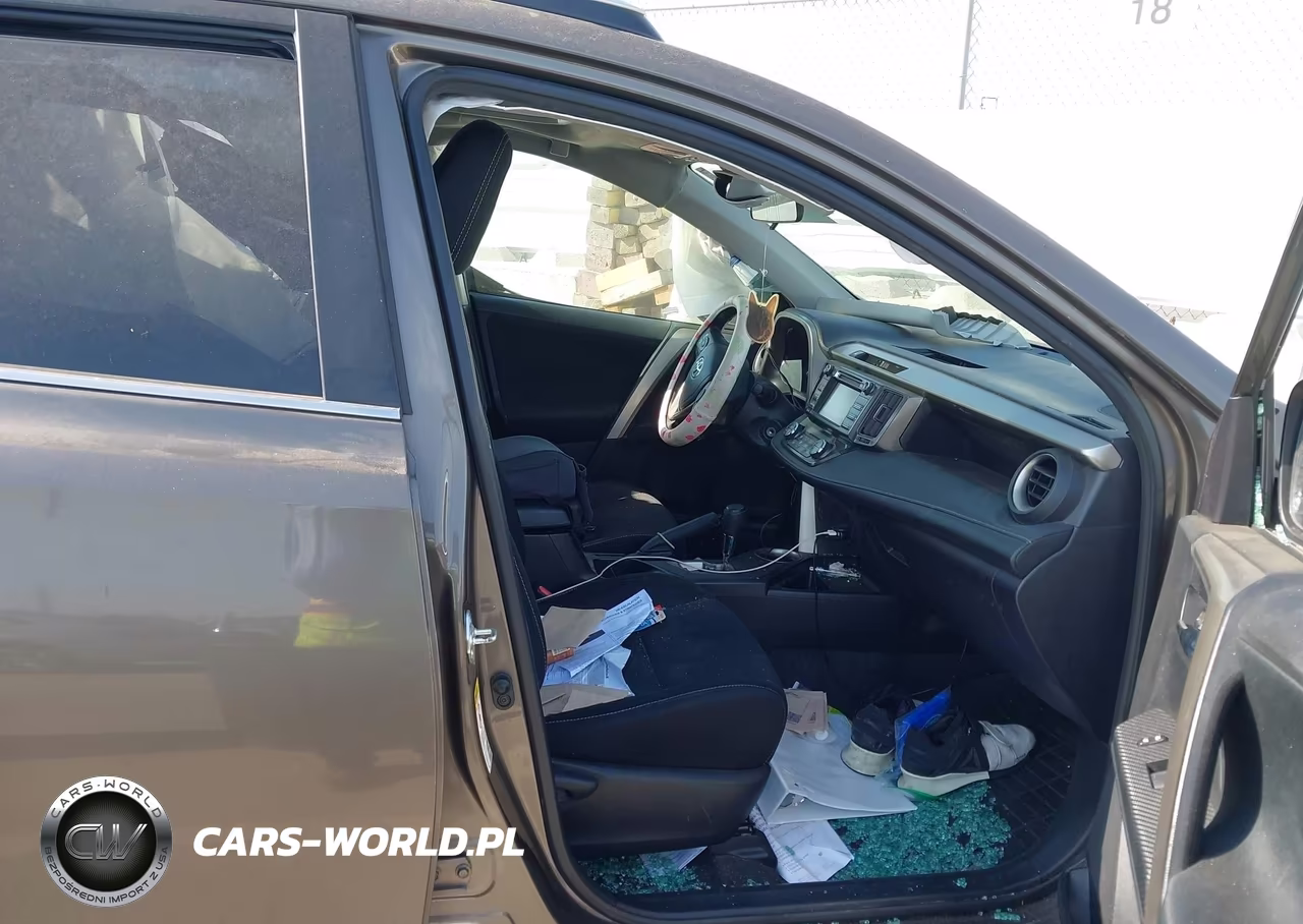 2015 Toyota Rav4 Xle VIN:2T3RFREV4FW267628 - 5