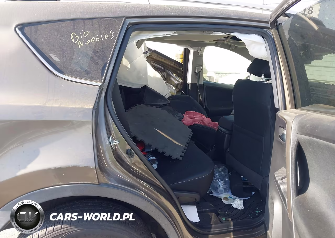 2015 Toyota Rav4 Xle VIN:2T3RFREV4FW267628 - 8