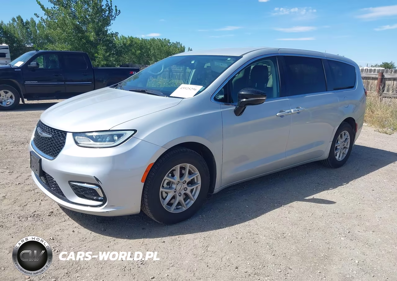2024 Chrysler Pacifica Touring L VIN:2C4RC1BG4RR119851 - 2