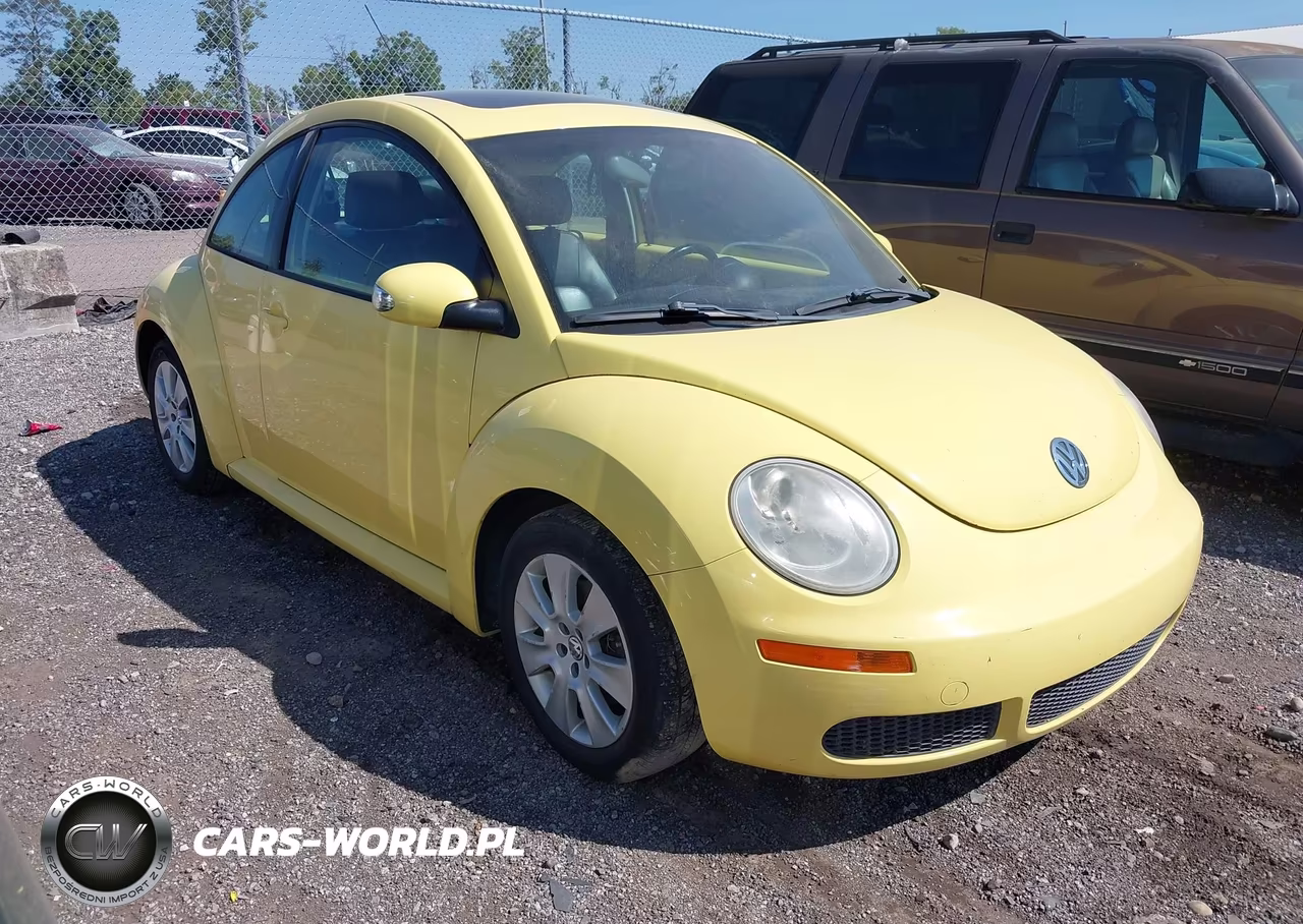 2010 Volkswagen New Beetle 2.5L – zdjęcie 1 z 11