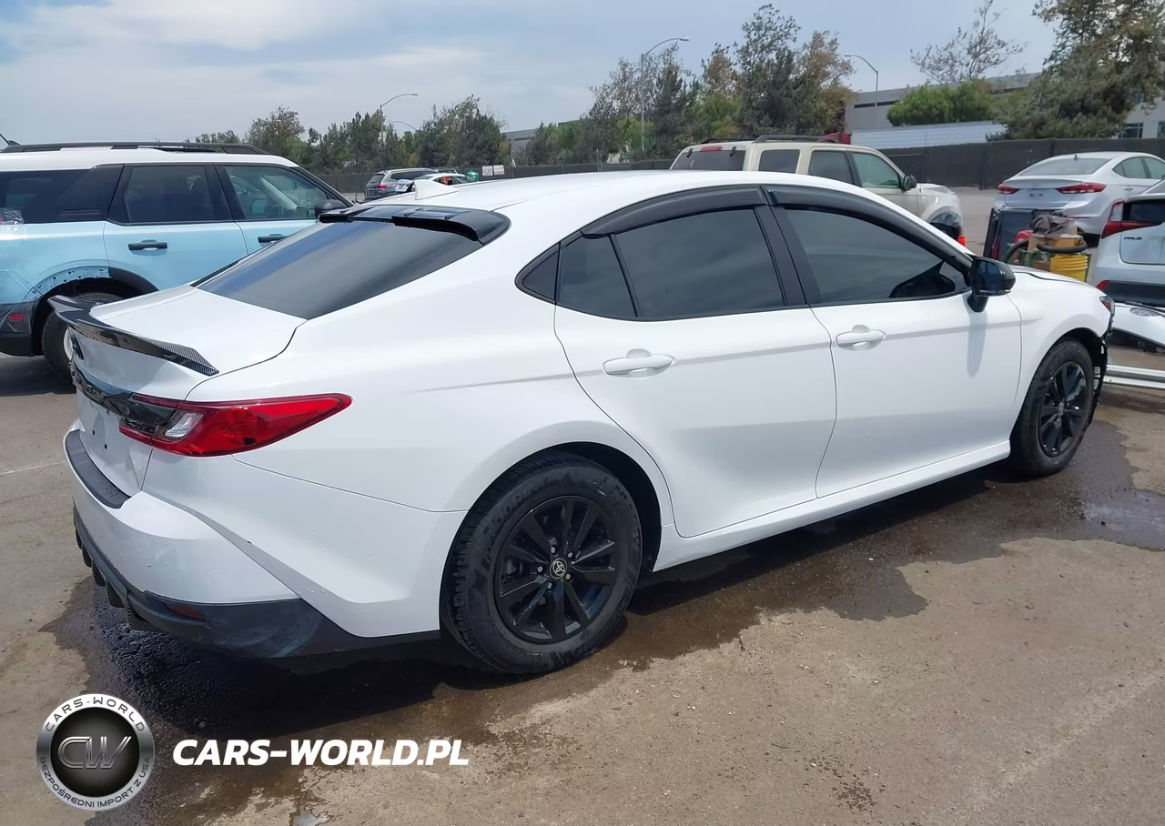 2025 Toyota Camry Le VIN:4T1DAACKXSU024945 - 4