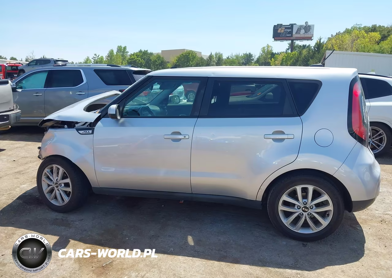 2017 Kia Soul + VIN:KNDJP3A53H7476466 - 14