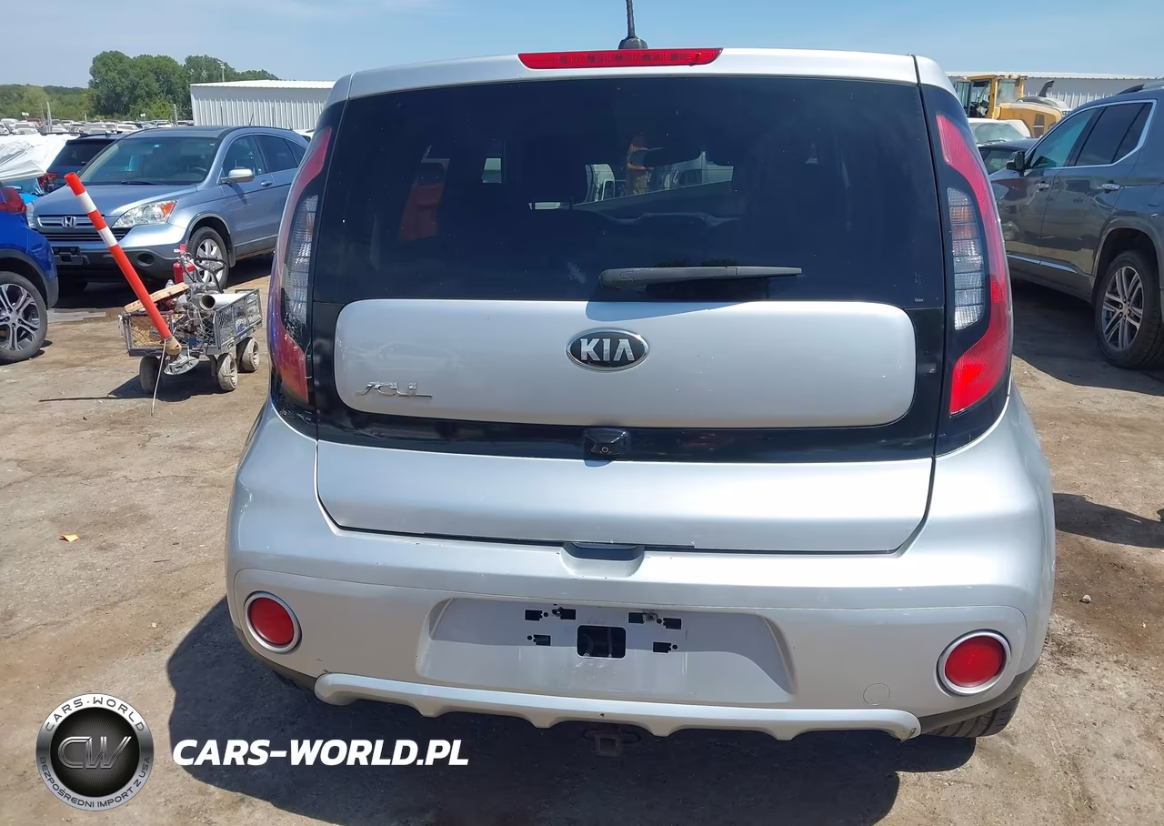 2017 Kia Soul + VIN:KNDJP3A53H7476466 - 16