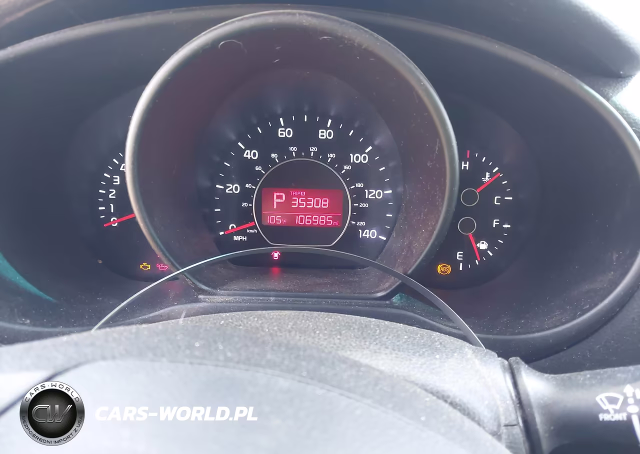 2017 Kia Soul + VIN:KNDJP3A53H7476466 - 7
