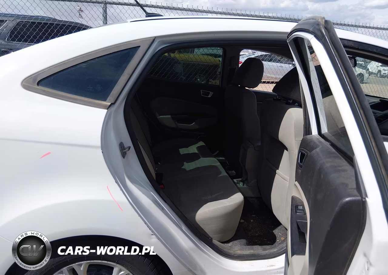 2014 Ford Fiesta Se VIN:3FADP4BJ7EM160073 - 8