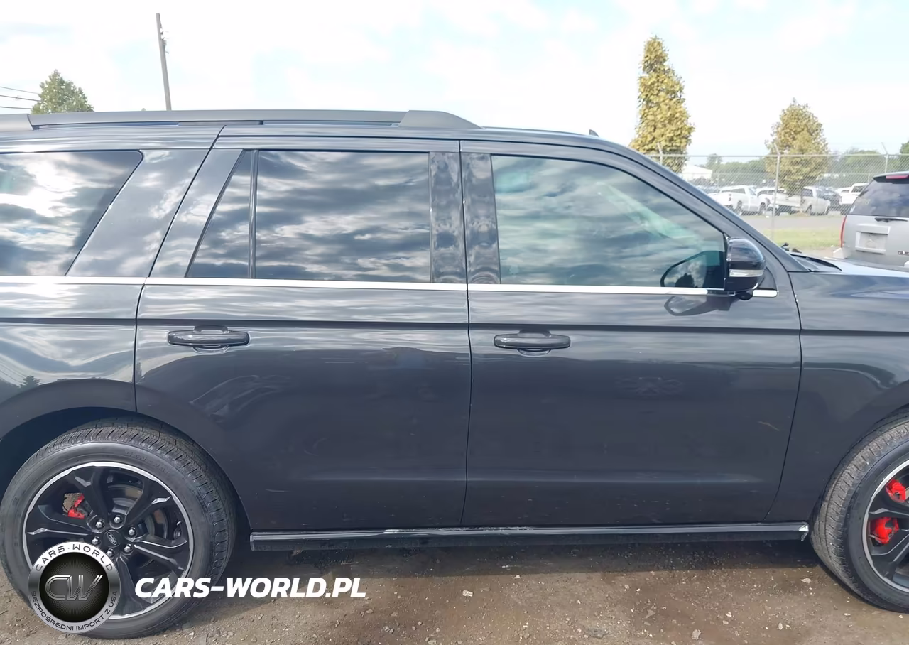 2023 Ford Expedition Limited VIN:1FMJU2AG6PEA19936 - 14