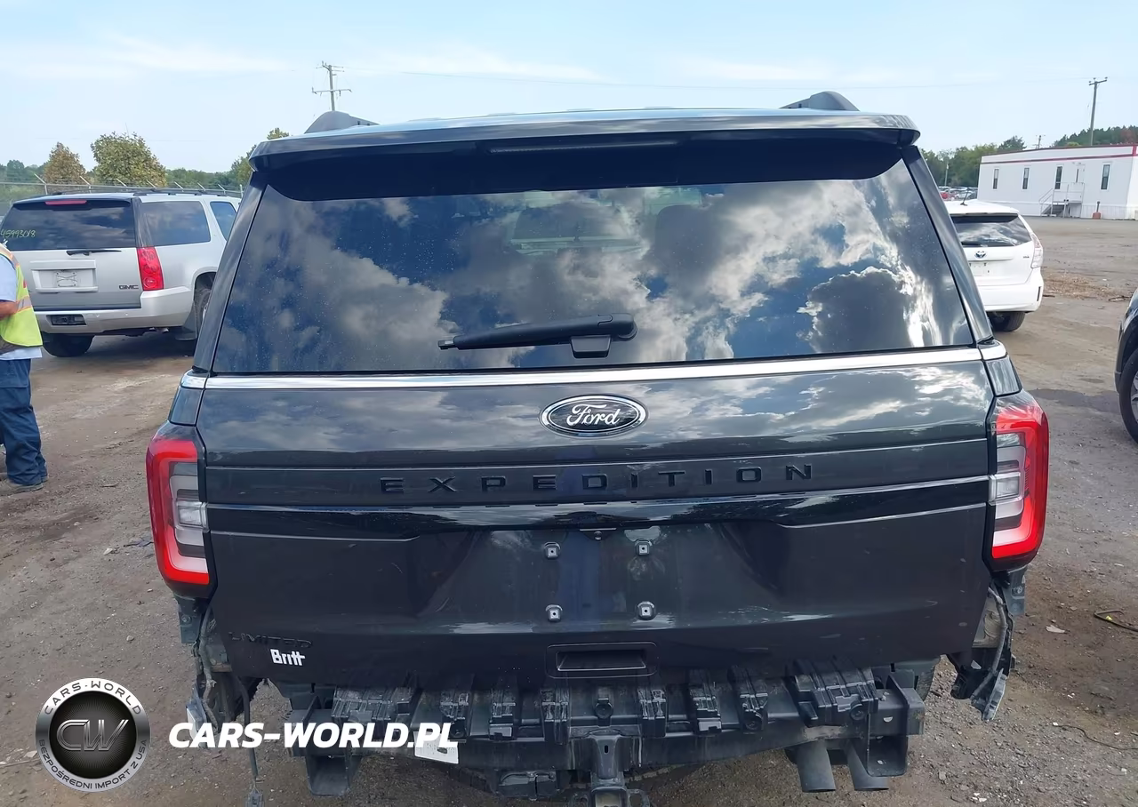2023 Ford Expedition Limited VIN:1FMJU2AG6PEA19936 - 17