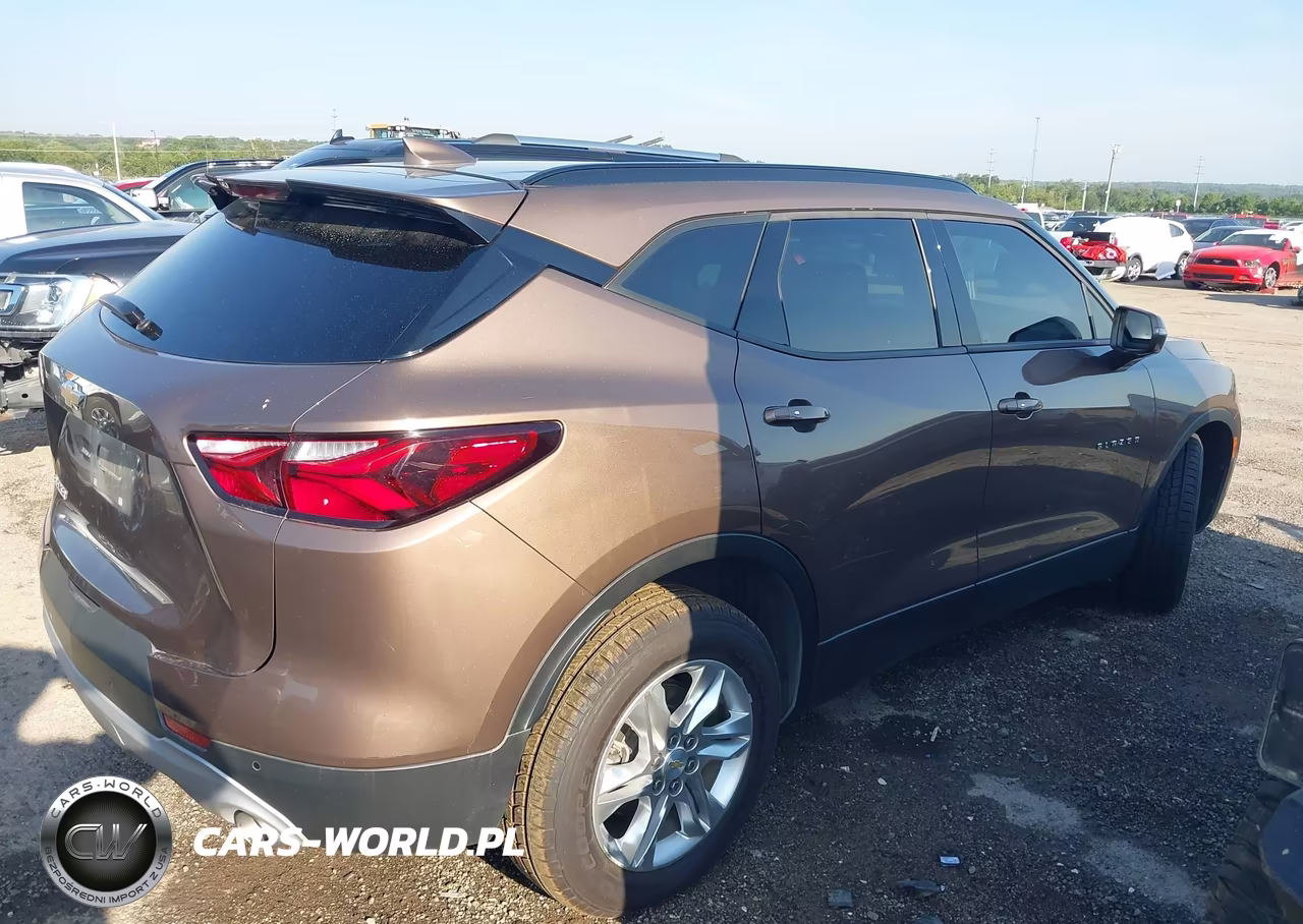2019 Chevrolet Blazer VIN:3GNKBBRAXKS692877 - 4