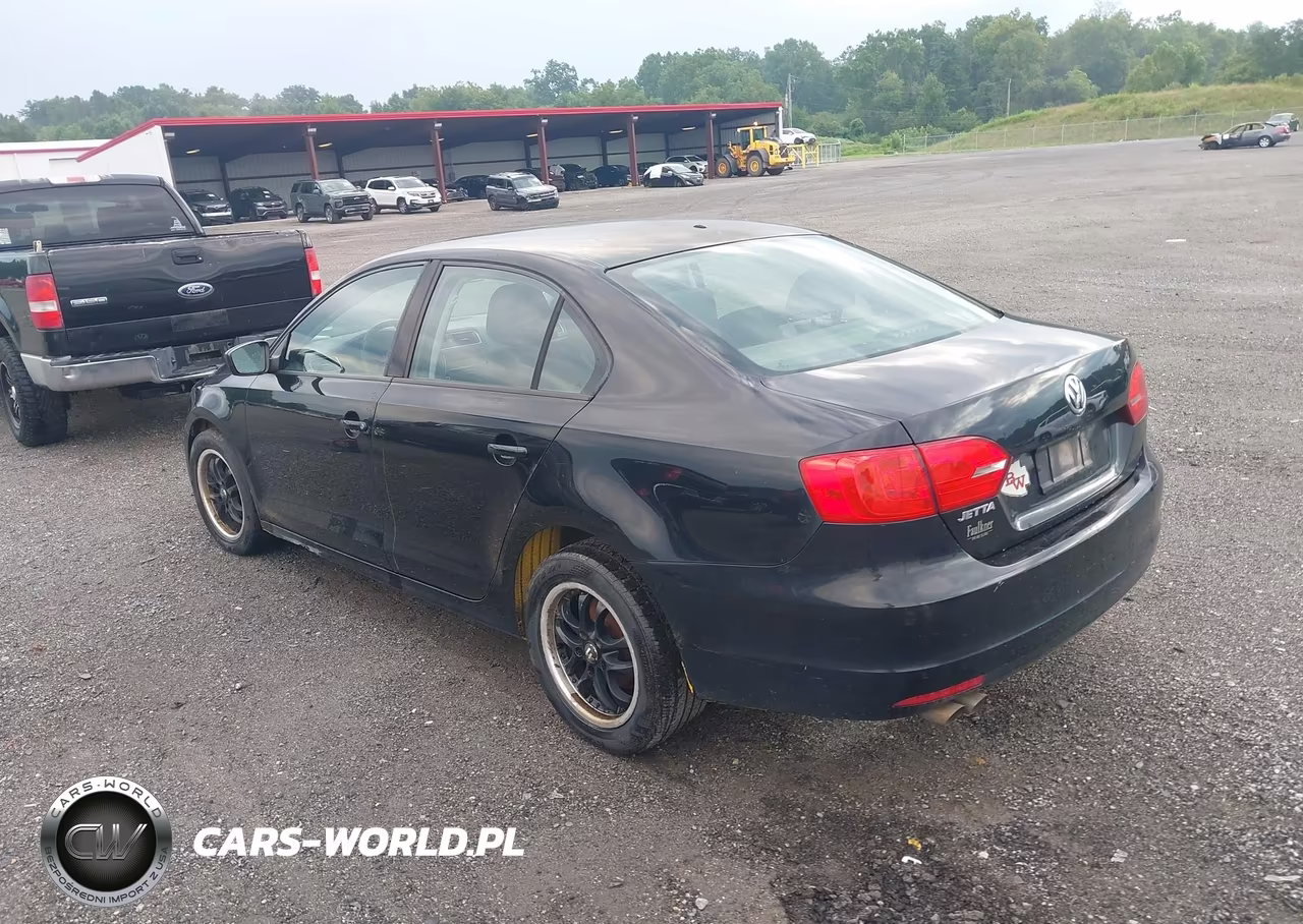 2011 Volkswagen Jetta 2.0L S VIN:3VW2K7AJ3BM089420 - 3