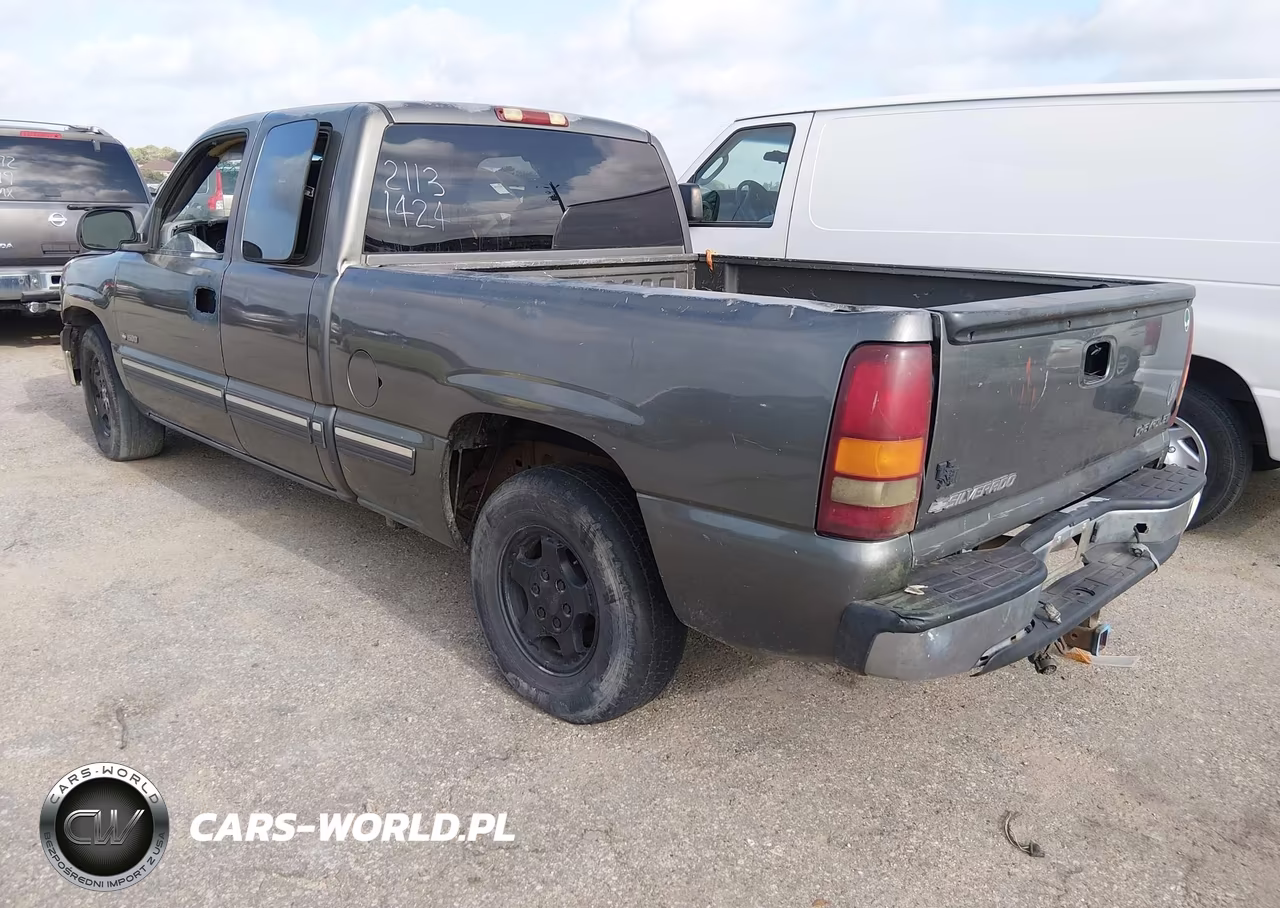 2002 Chevrolet Silverado 1500 Ls VIN:2GCEC19T421131424 - 3