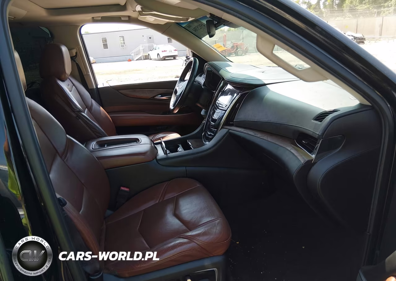 2015 Cadillac Escalade Luxury VIN:1GYS4MKJ1FR695100 - 5