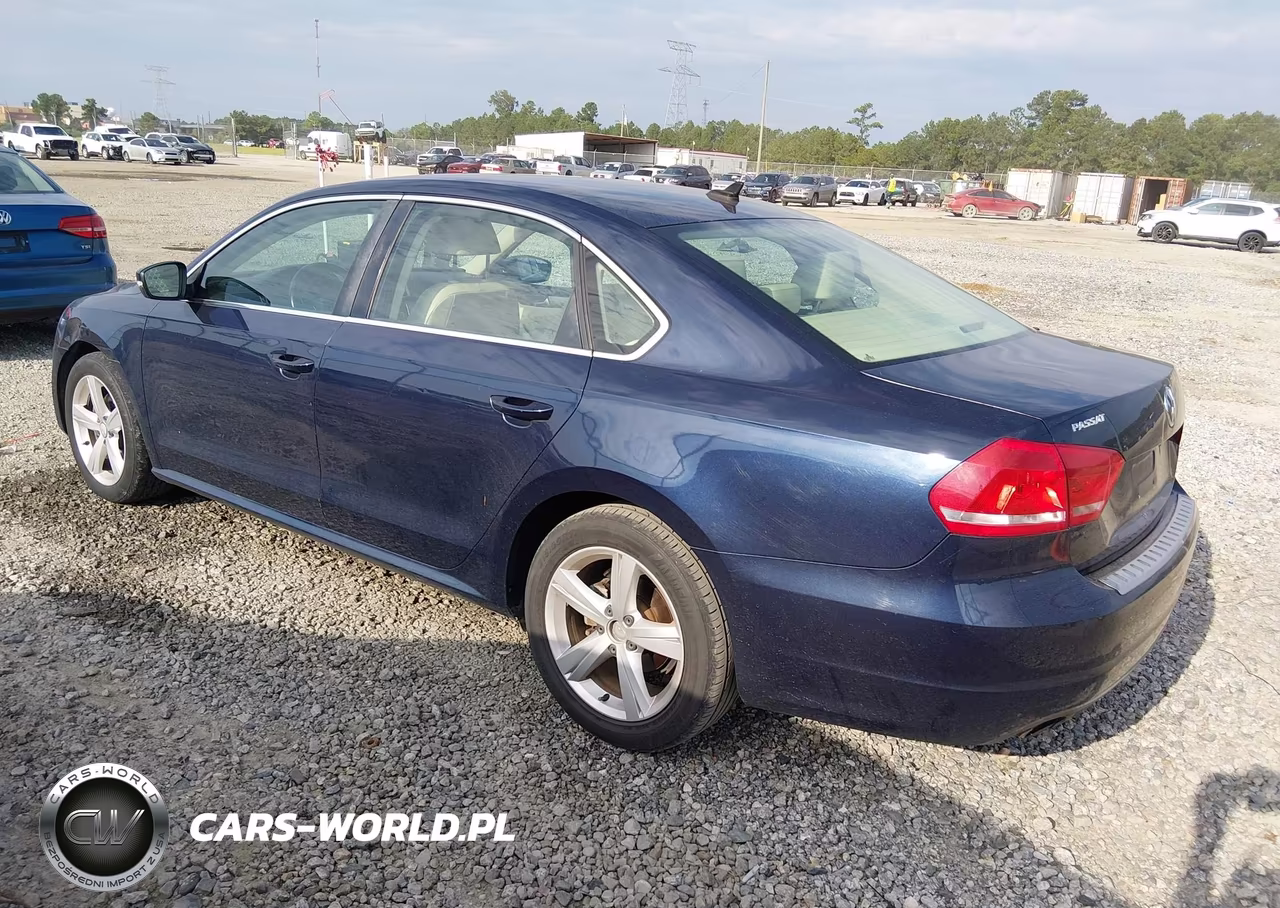 2014 Volkswagen Passat 1.8T Se VIN:1VWBT7A31EC069753 - 3