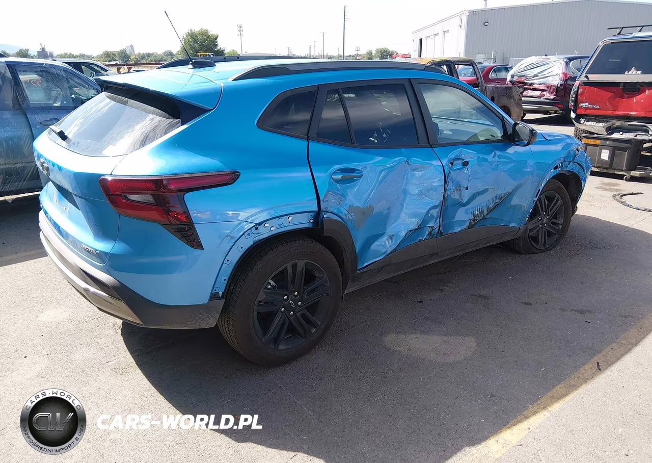 2025 Chevrolet Trax Fwd Activ VIN:KL77LKEPXSC326801 - 4