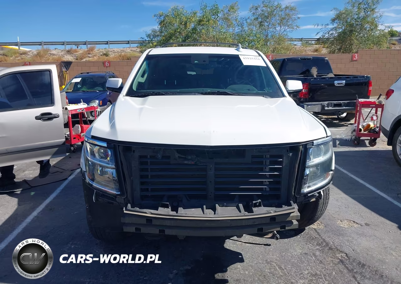 2017 Chevrolet Suburban Lt VIN:1GNSCHKC3HR272045 - 13