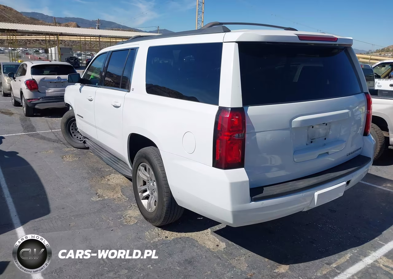 2017 Chevrolet Suburban Lt VIN:1GNSCHKC3HR272045 - 3