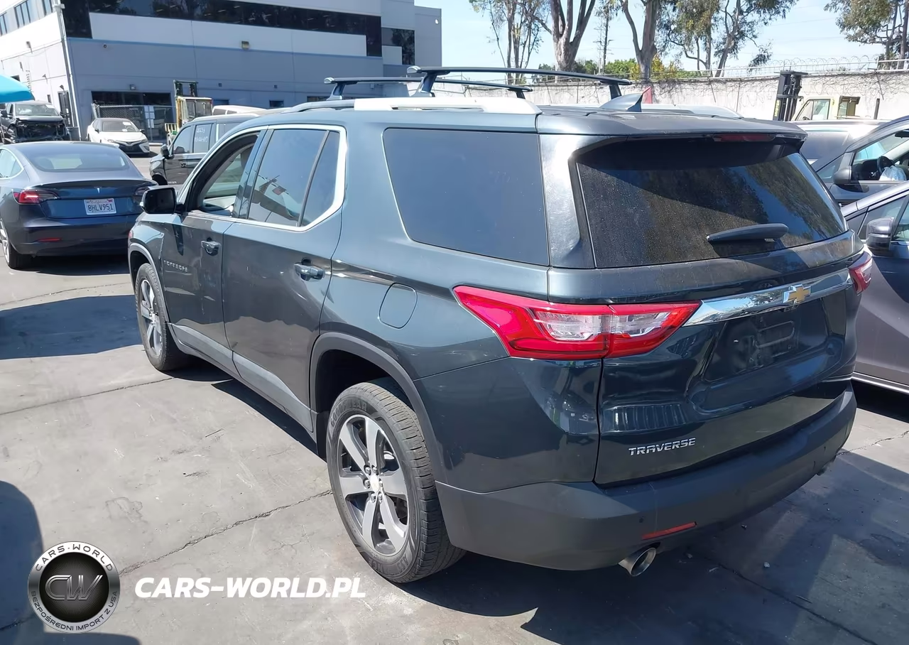2018 Chevrolet Traverse Lt Leather VIN:1GNERHKW7JJ151724 - 3