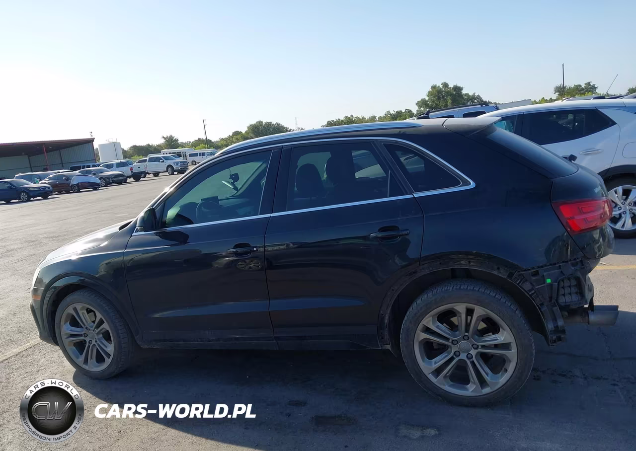 2016 Audi Q3 2.0T Premium Plus VIN:WA1EFCFSXGR010999 - 14